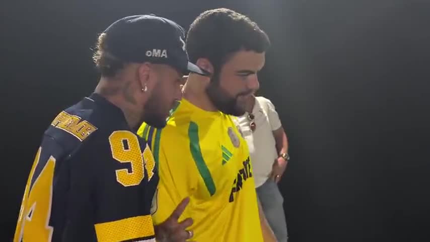 Luquet4 batendo pênalti na Kings League